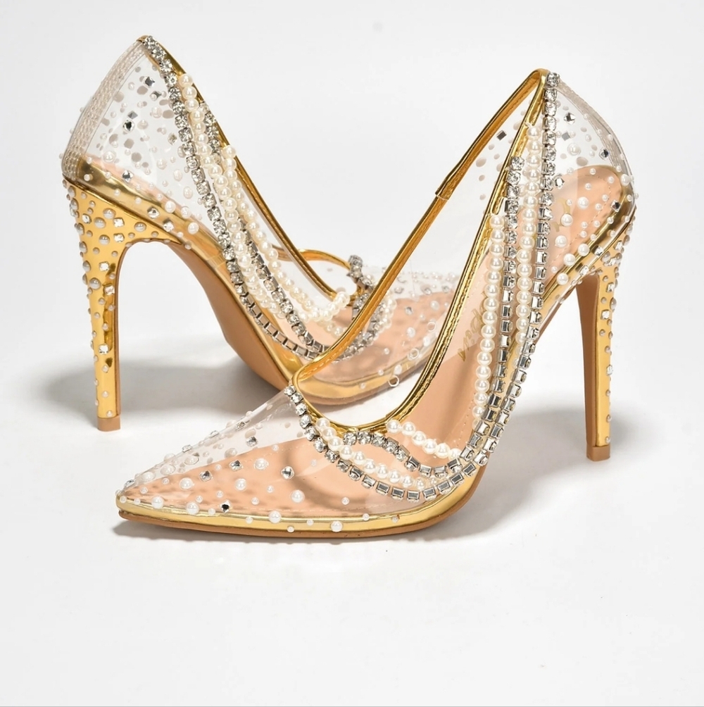 BRAND NEW- CAPE ROBBIN Aravalyn Rhinestone Metallic Transparent Heel - Gold